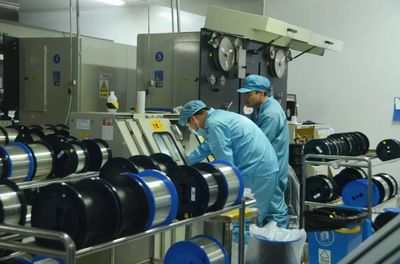 威海臨港經(jīng)濟(jì)技術(shù)開發(fā)區(qū)管理委員會 圖文新聞 全員上崗,鉚足干勁忙生產(chǎn)